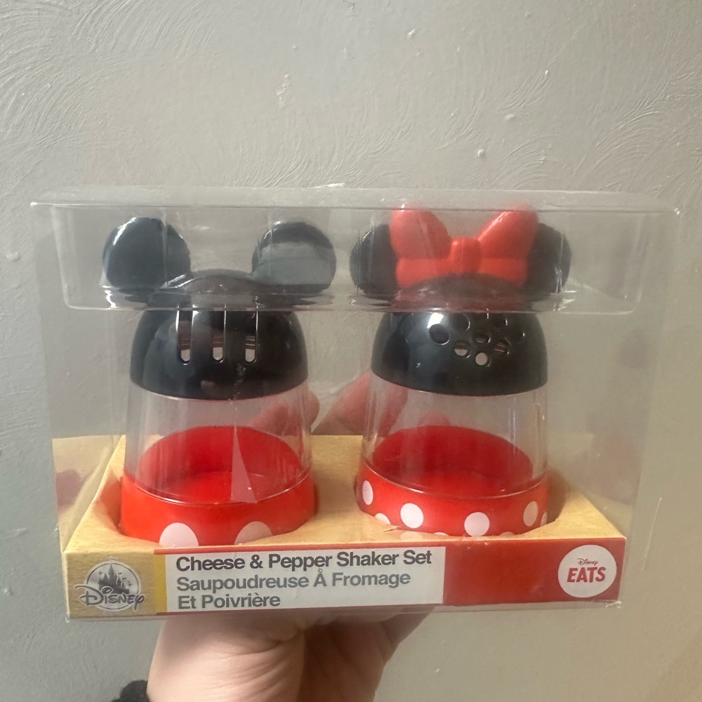 Disney Mickey and Minnie Mouse Shaker Set - Black and Red